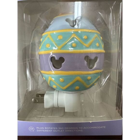 NWT Disney Mickey Mouse Easter Night Light - Picture 2 of 4